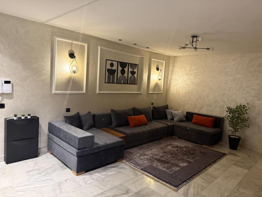 Chic A Maarif, Near Cfc Apartamento