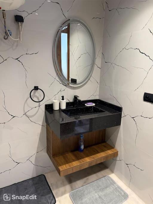 Apartamento Chic A Maarif, Near Cfc *